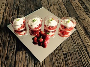 erdbeeren mit topfencreme_02